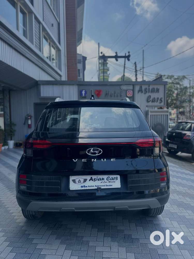 Hyundai Venue, 2024, Petrol