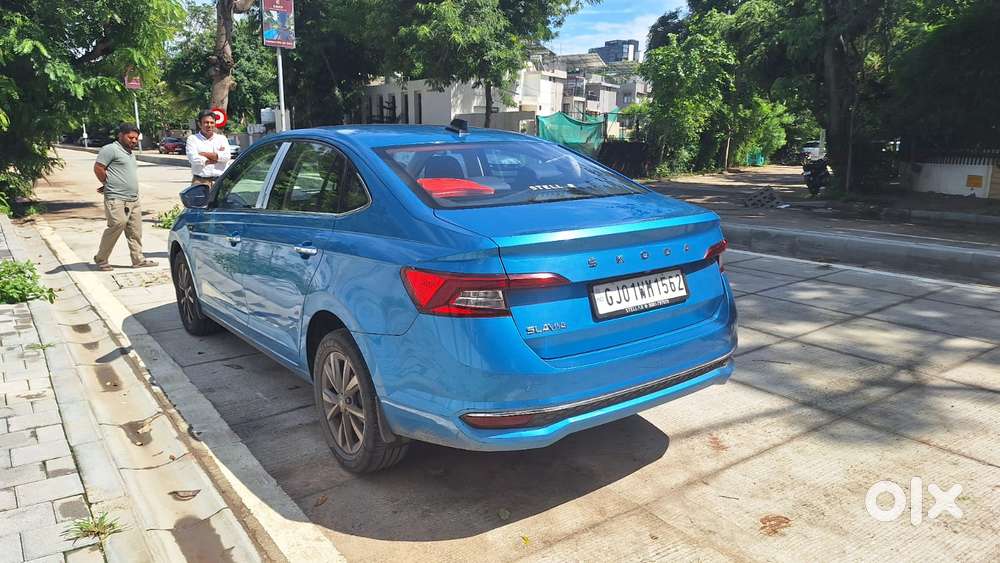 Skoda Slavia 1.0 Tsi Style At, 2023, Petrol
