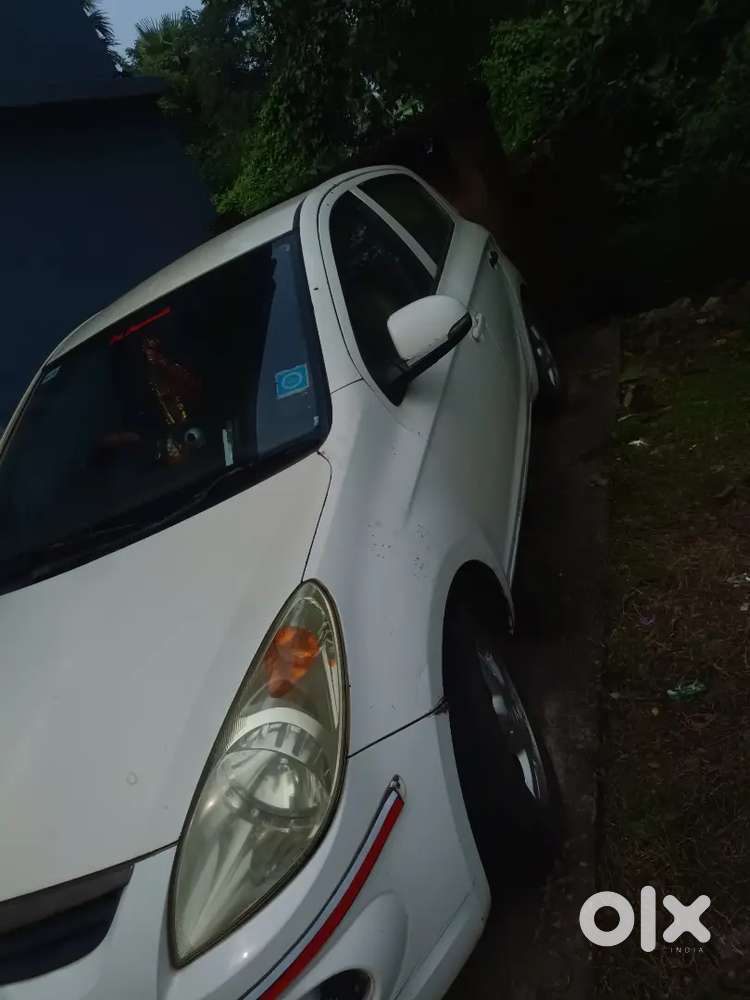 Hyundai I20 Sportz 2010