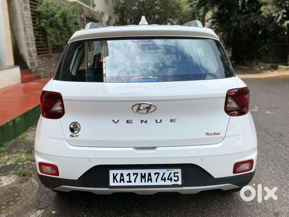 Hyundai Venue Sx Plus Turbo Dct, 2022, Petrol