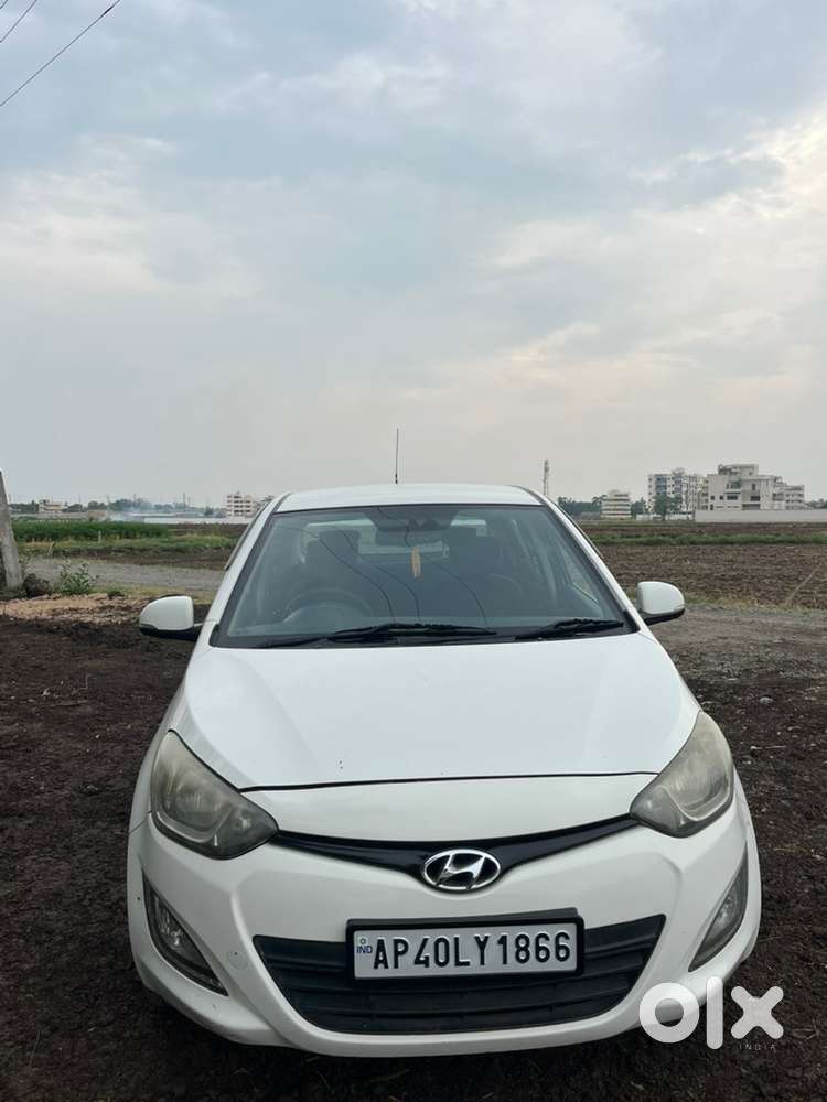 Hyundai Petrol Car 2013