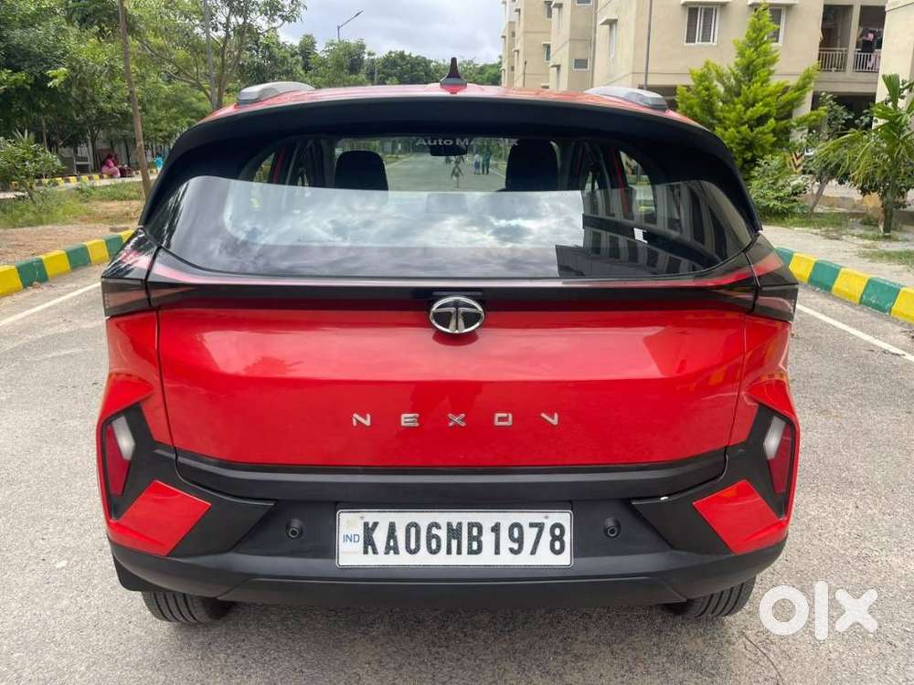 Tata Nexon Smart Plus S 1.2 Revotron Petrol 5 Mt, 2023, Petrol