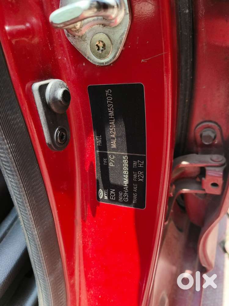 2017 Hyundai Eon Petrol Manual - 22k Km Driven
