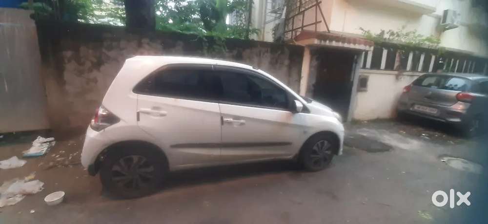 Honda Brio 2013 Petrol Well Maintained