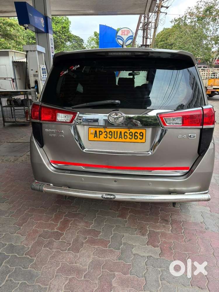 Toyota Innova Crysta 2018 Diesel Well Maintained