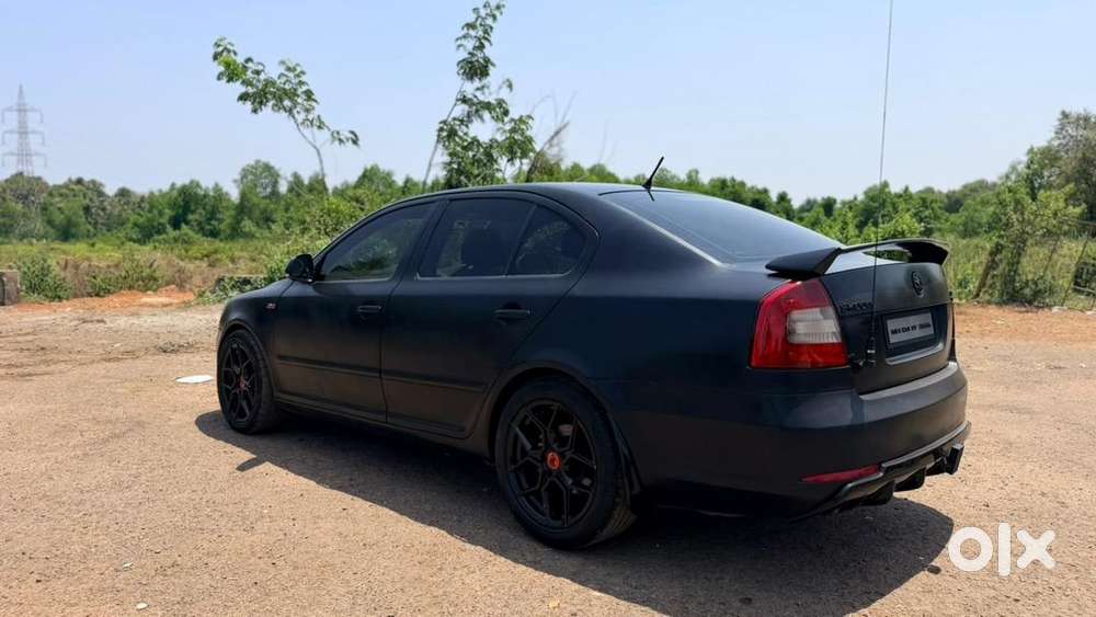 Skoda Laura 2012 Diesel Well Maintained