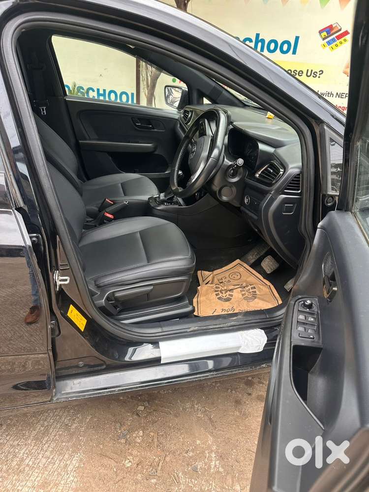 Tata Altroz Petrol 2022