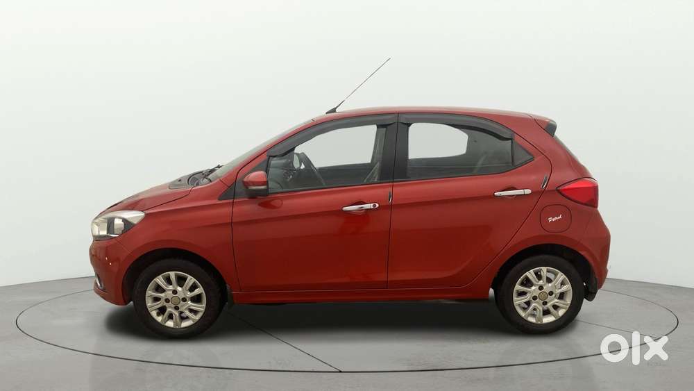 Tata Tiago 1.2 Revotron Xza, 2018, Petrol
