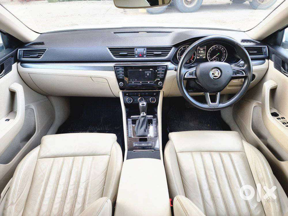 Skoda Superb Style 1.8, 2016, Petrol