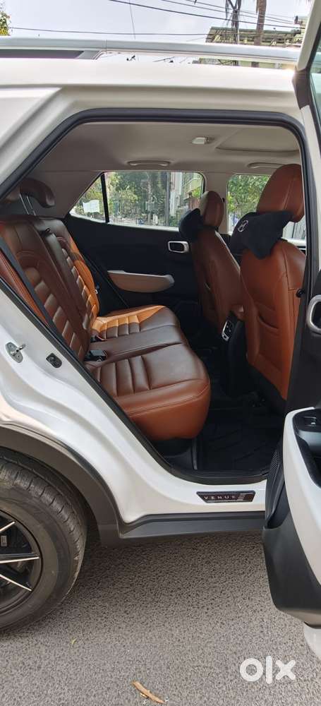 Hyundai Venue Sx (o) Mt 1.5 Diesel, 2023, Diesel