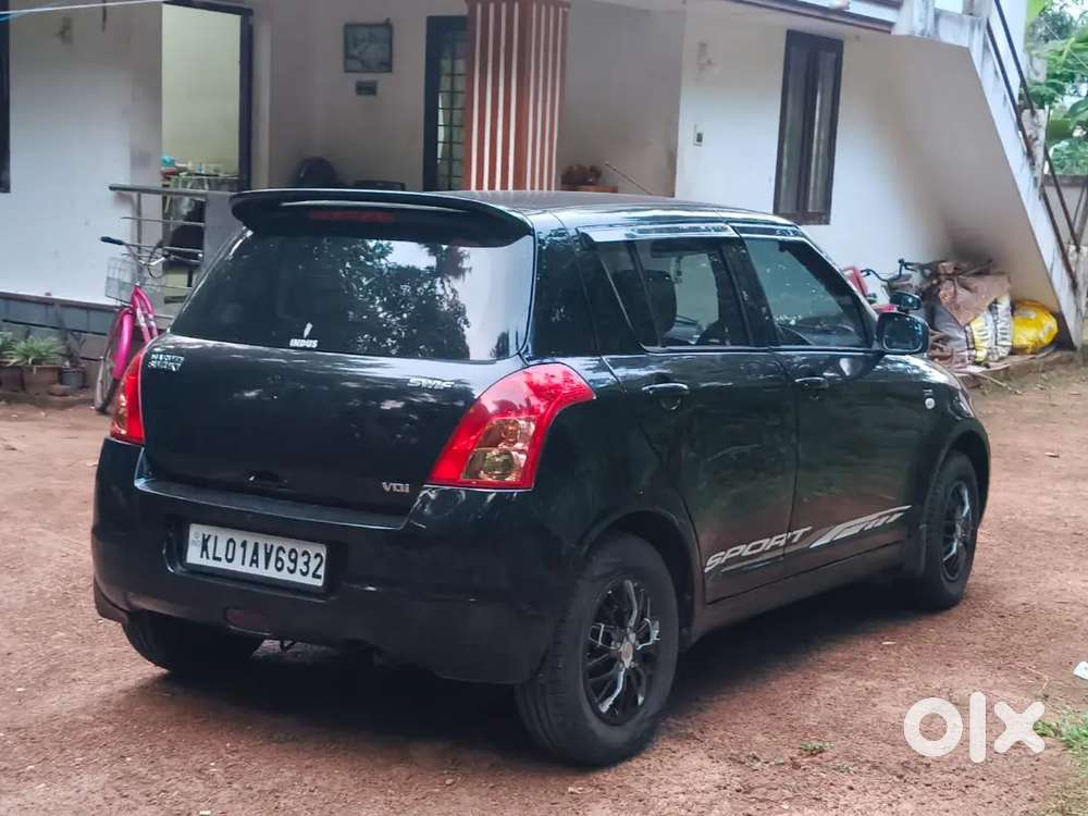 Maruti Suzuki Swift 2009 Diesel 112500 Km Driven