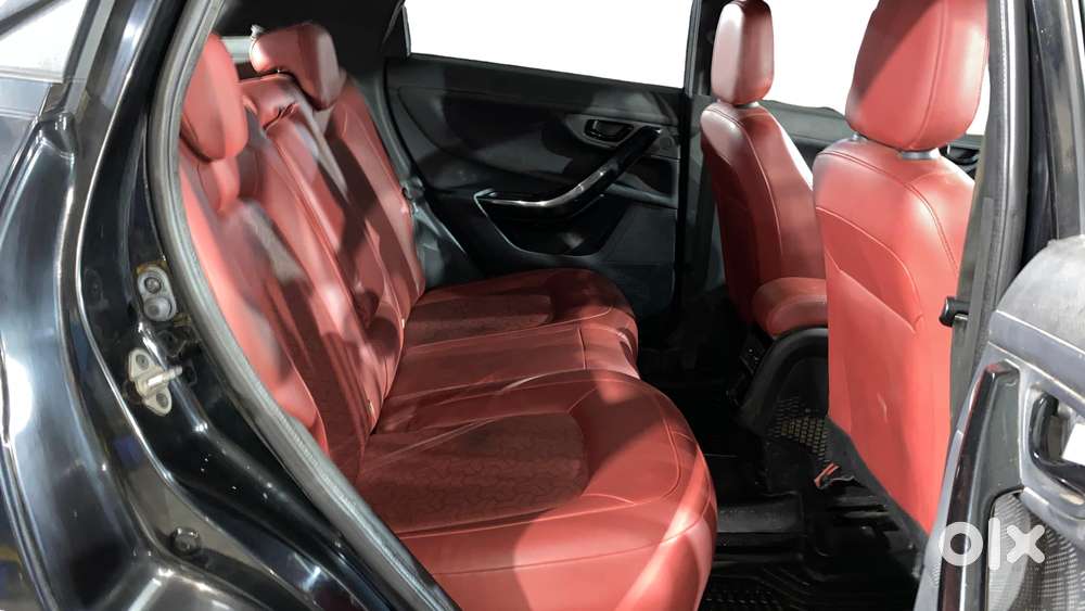 Tata Nexon 1.2 Revotron Xza Plus Luxs Red Dark Edition Amt, 2023, Pe..