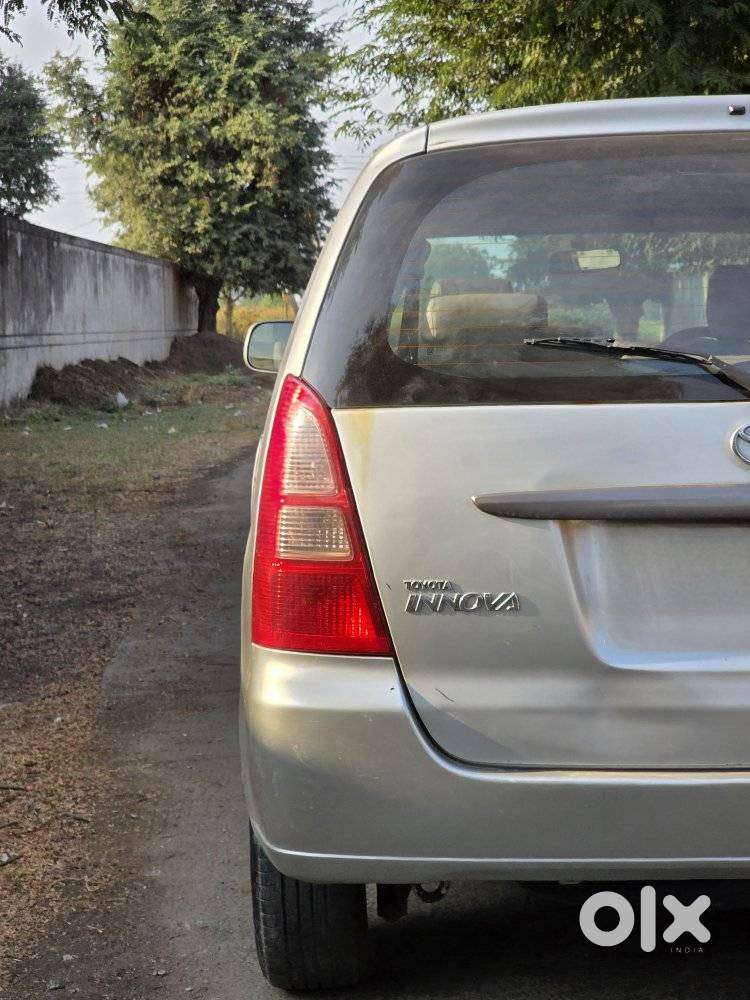 Toyota Innova 2.5 Gx 8 Seater Limited Edition, 2007, Diesel