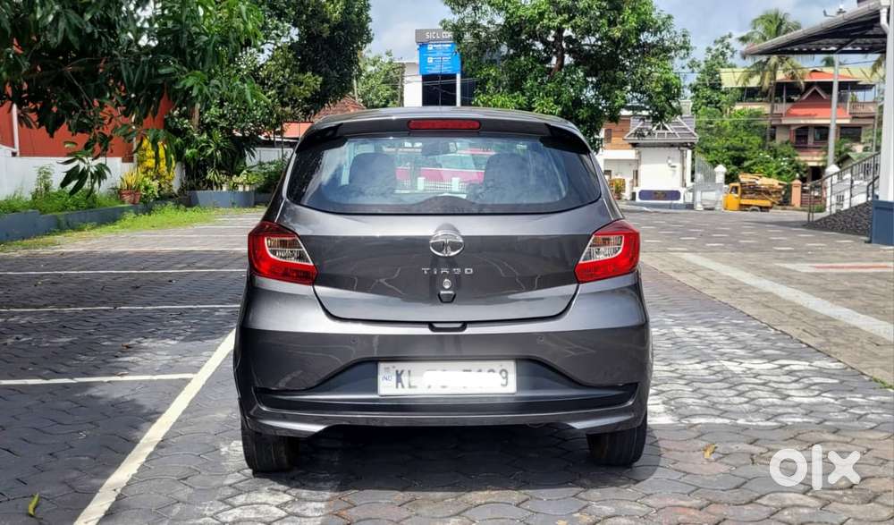 Tata Tiago 1.2 Revotron Xt Option, 2020, Petrol