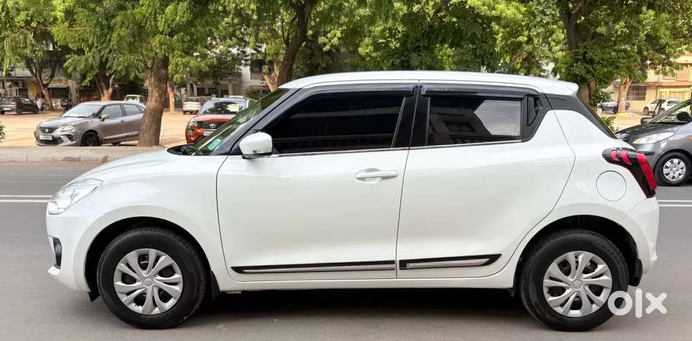Maruti Suzuki Swift Vxi, 2023, Petrol