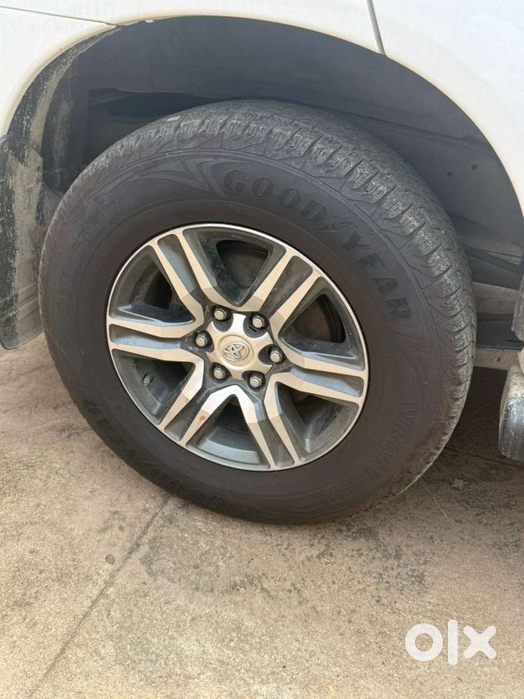 Toyota Fortuner 2012 Diesel Well Maintained