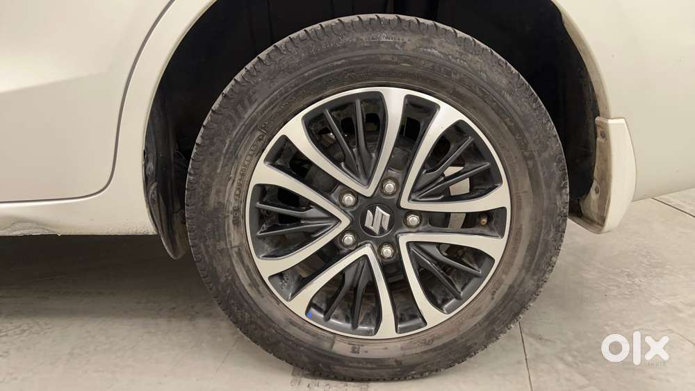 Maruti Suzuki Ertiga Zxi Plus At Shvs, 2023, Petrol