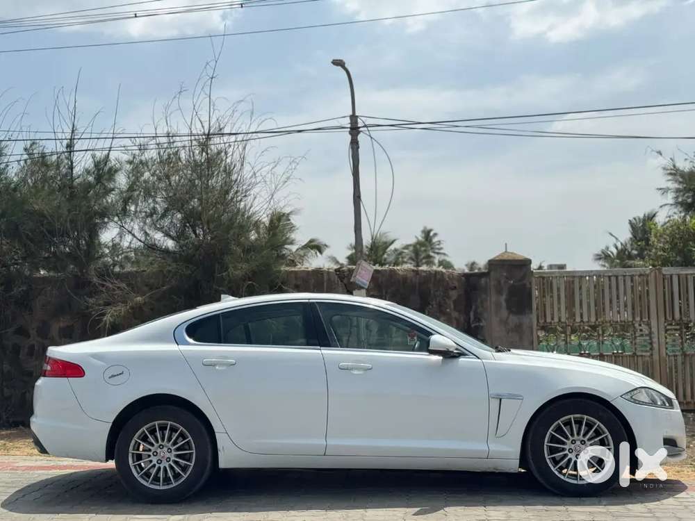 Jaguar Xf 2.0 Diesel 2014 Company Maintained