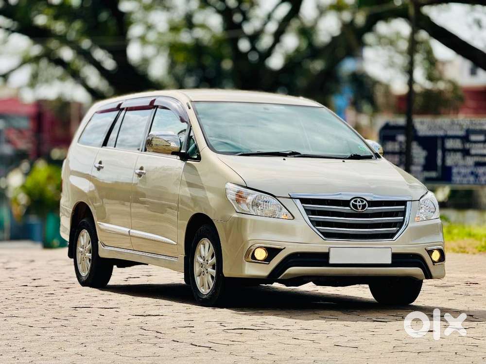 Toyota Innova 2.5 V 2012 Good Condition