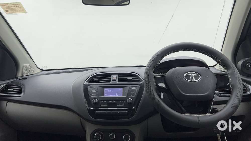 Tata Tiago 1.2 Revotron Xt, 2018, Petrol