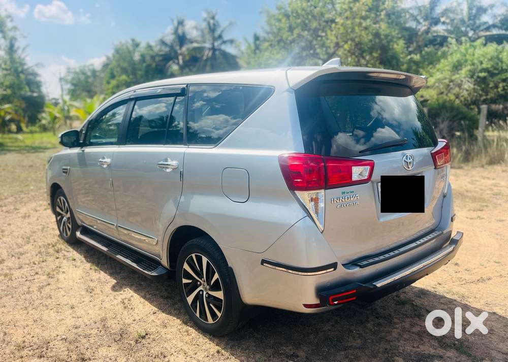 Toyota Innova Crysta [2020-ongoing] 2.4 Zx 7 Str, 2024, Diesel