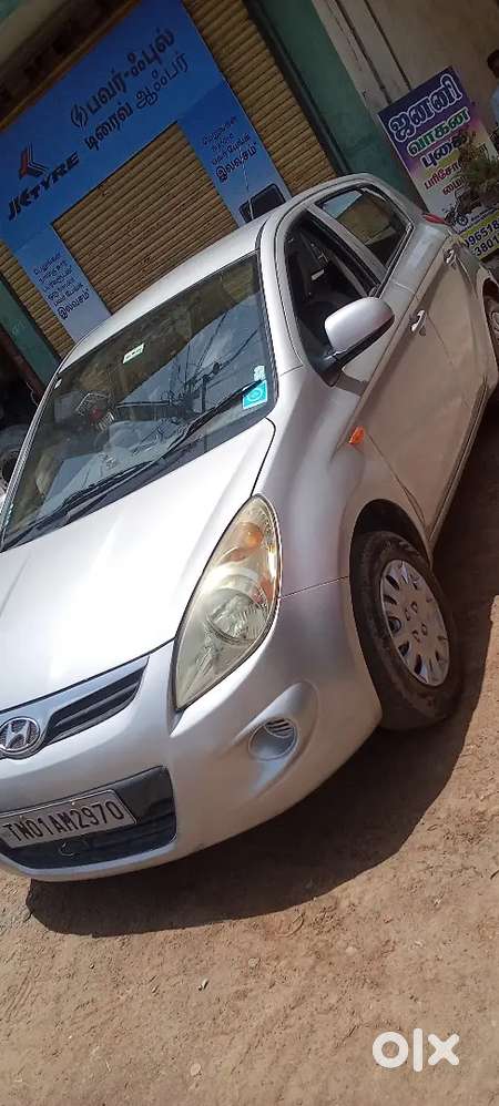 Showroom Condition, Fc 5year, Insurance 1year Current