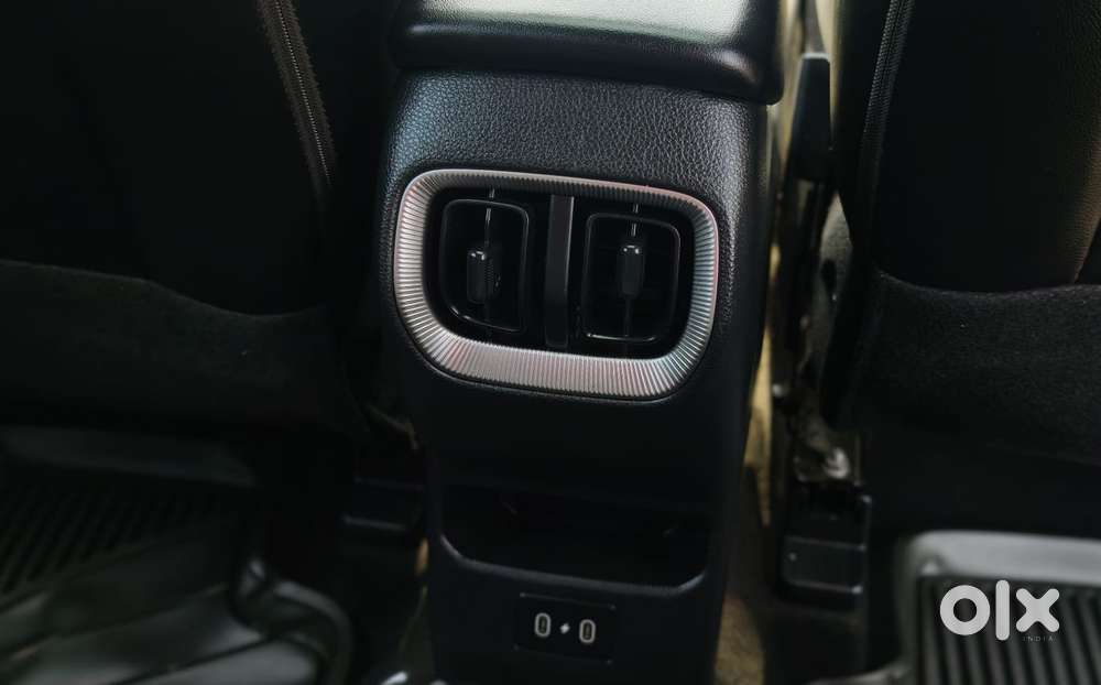 Kia Sonet G 1.2 5mt Htk(o), 2025, Petrol
