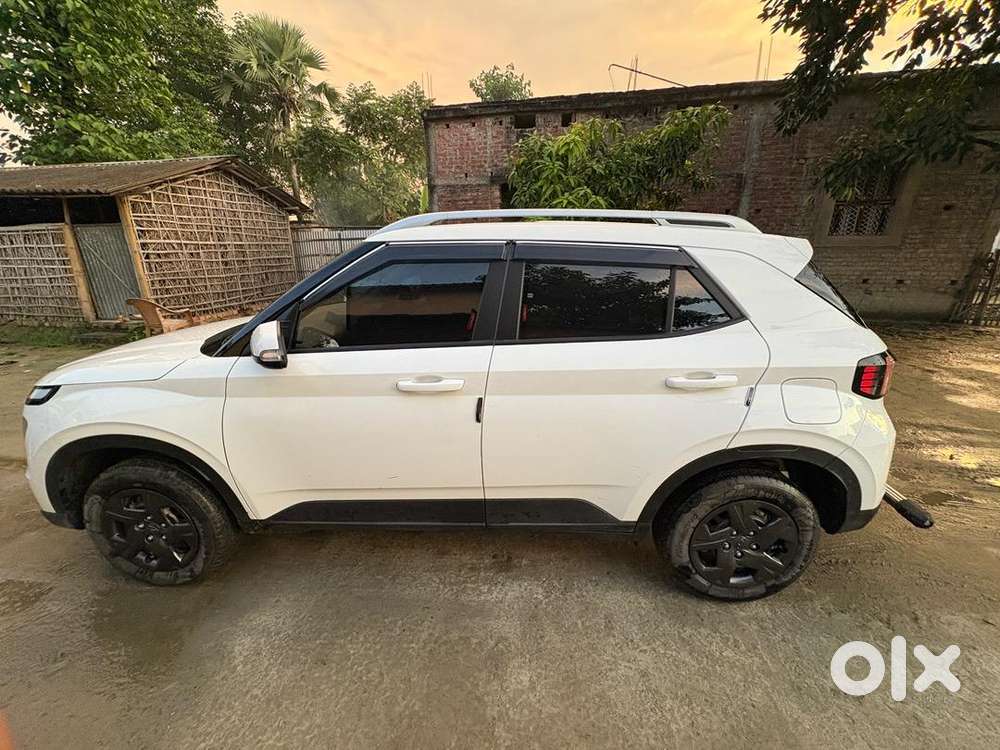 Hyundai Venue S(o) Plus 1.2 Kappa Mt Petrol - Well Maintained