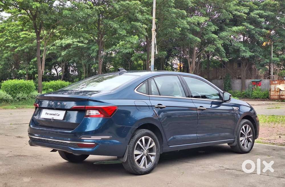 Skoda Slavia Style 1.5l Tsi Mt, 2023, Petrol