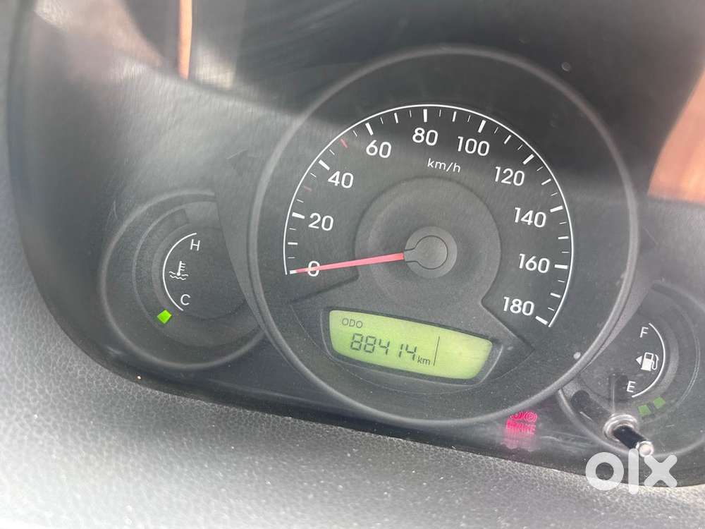 Hyundai Eon Petrol 2012 Year