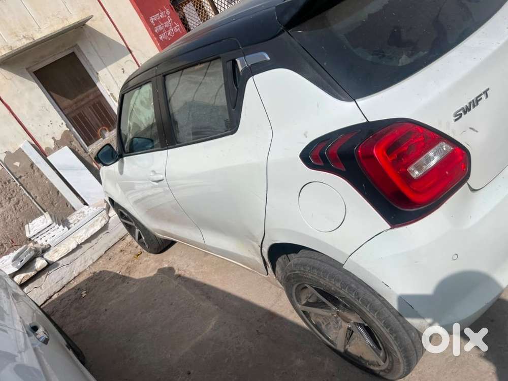 Maruti Swift Vxi 2020