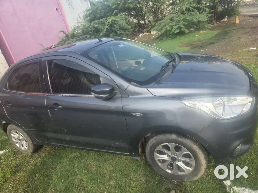 Ford Aspire Titanium Blu 2016