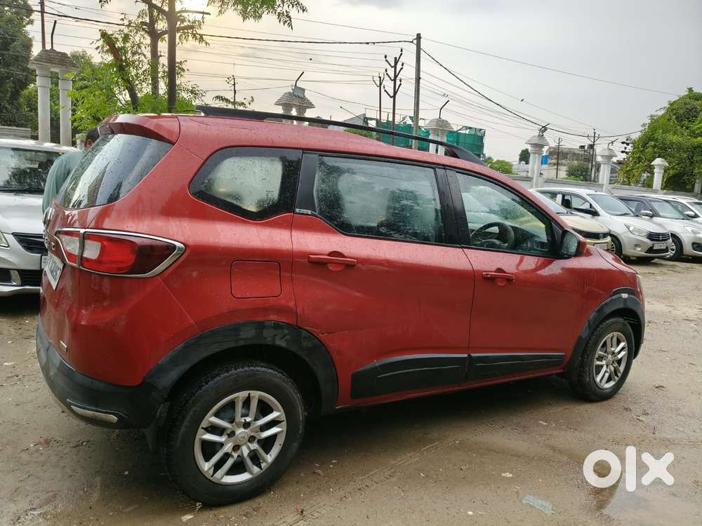 Renault Triber Rxt, 2019, Petrol