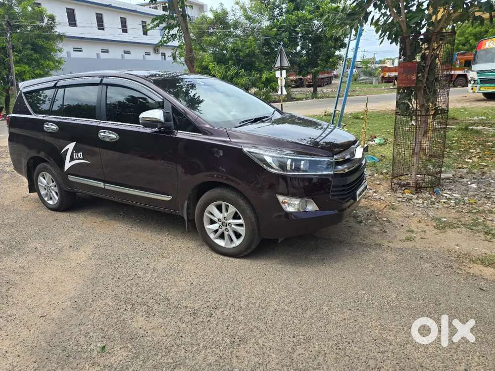 Toyota Innova Crysta 2.4 Diesel Manual 2017