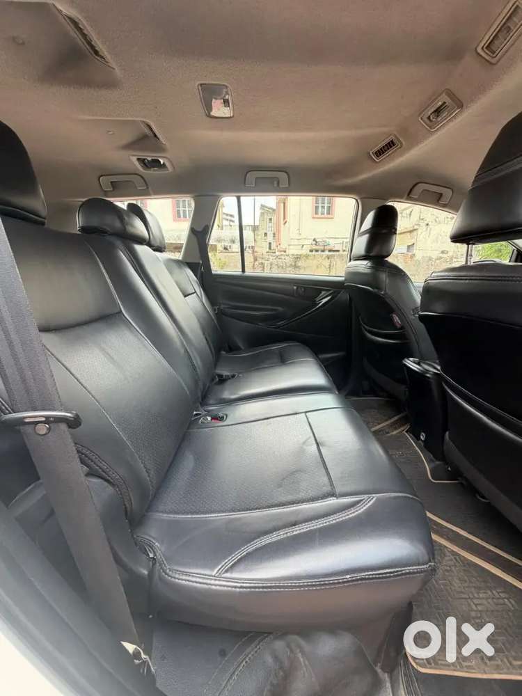 Toyota Innova 2.5 2019