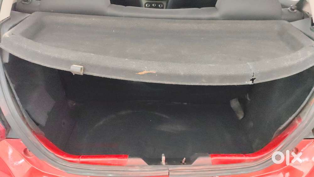 Tata Tiago 1.2 Revotron Xt, 2016, Petrol