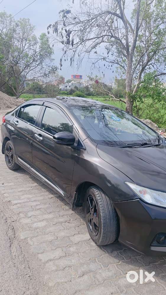 Sunroof City 27+ Average Top Model Vx Diesel Aone Condition