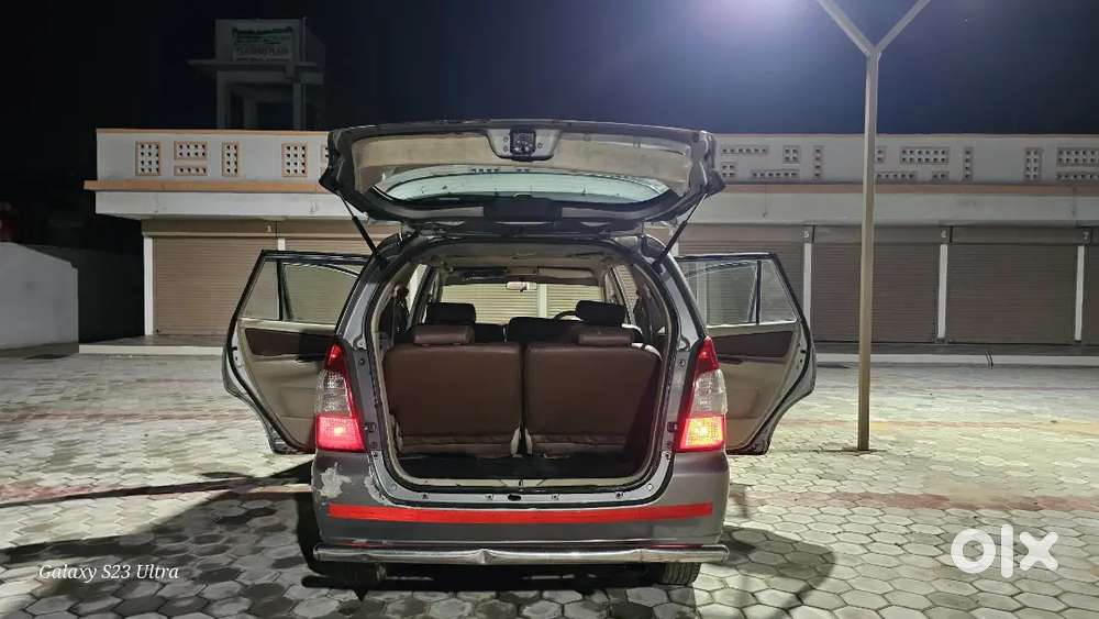 2007 Toyota Innova 7 Seater