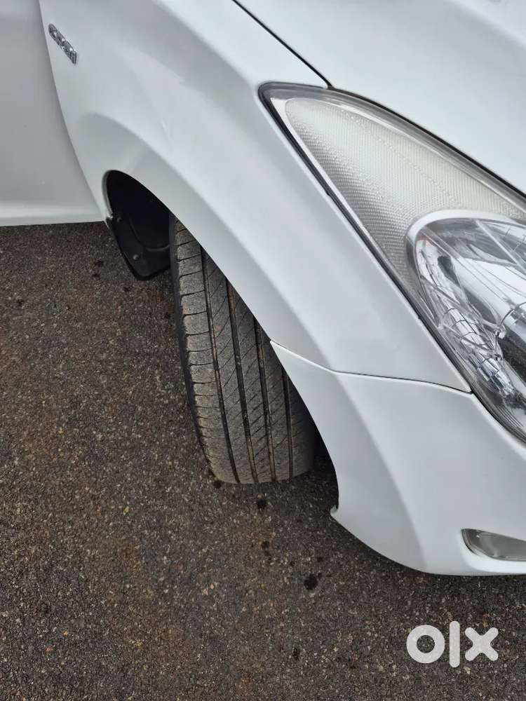 Hyundai New Elantra 2012