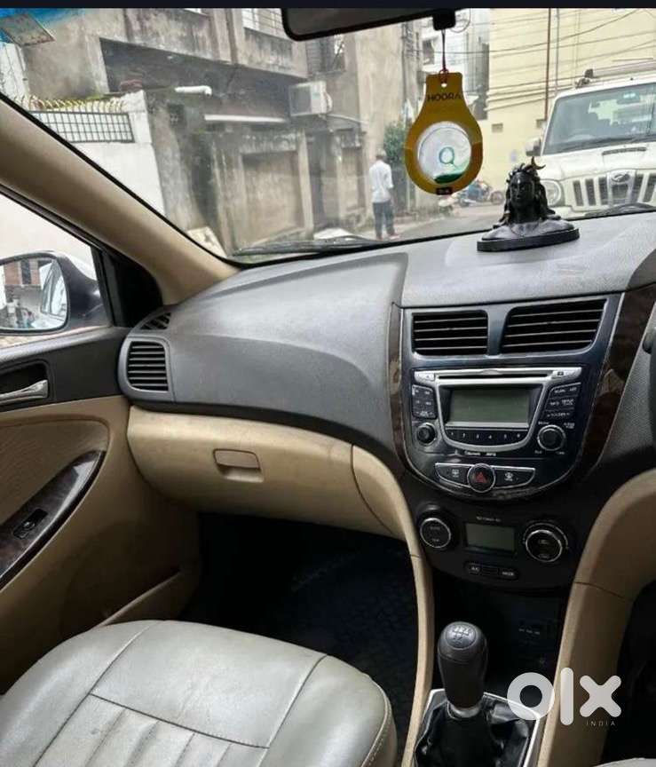 Hyundai Verna 2012 Petrol Manual