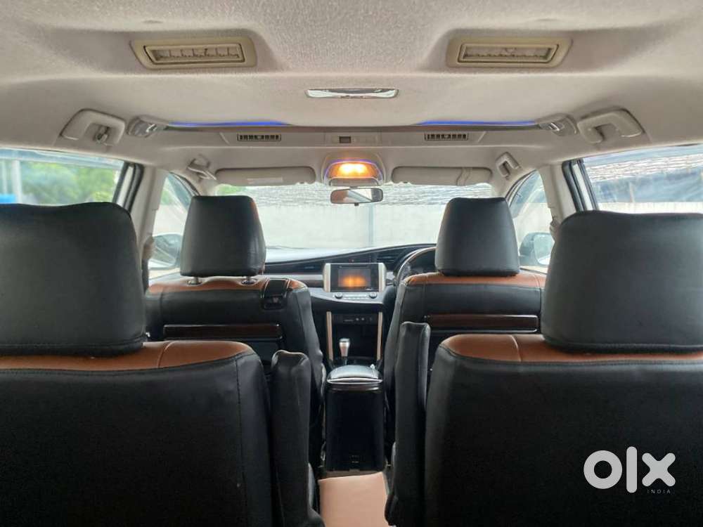 Toyota Innova Crysta 2.8z Automatic, 2017, Diesel