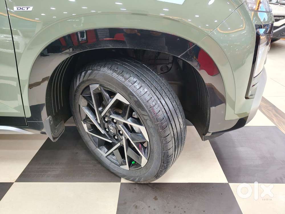 Hyundai Alcazar 2.0 Signature (o) Petrol At 7 Str, 2024, Petrol