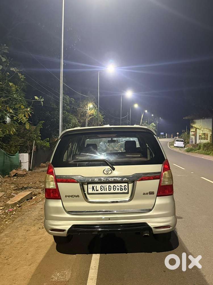 Toyota Innova 2013 Diesel Well Maintained