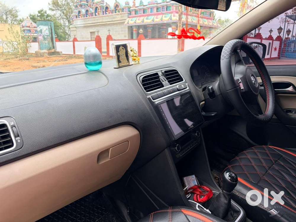 Volkswagen Polo 2013 Petrol 93000 Km Driven