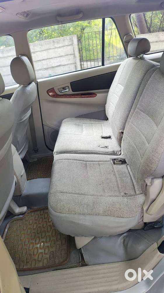 Toyota Innova 2.5 Vx 8 Seater Bs Iv, 2007, Diesel
