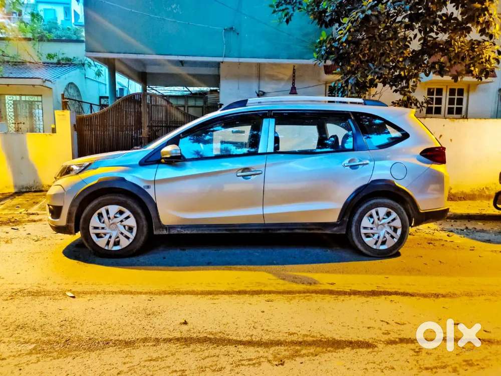 Honda Br-v 2017 Petrol  Immaculate Condition  Well Maintained