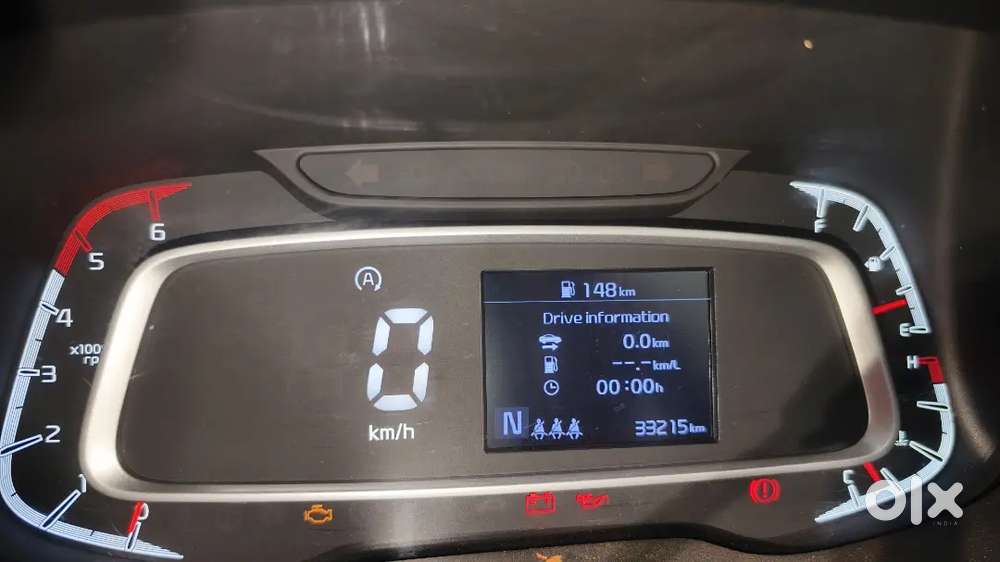 Kia Sonet 2023 Diesel 33000 Km Driven