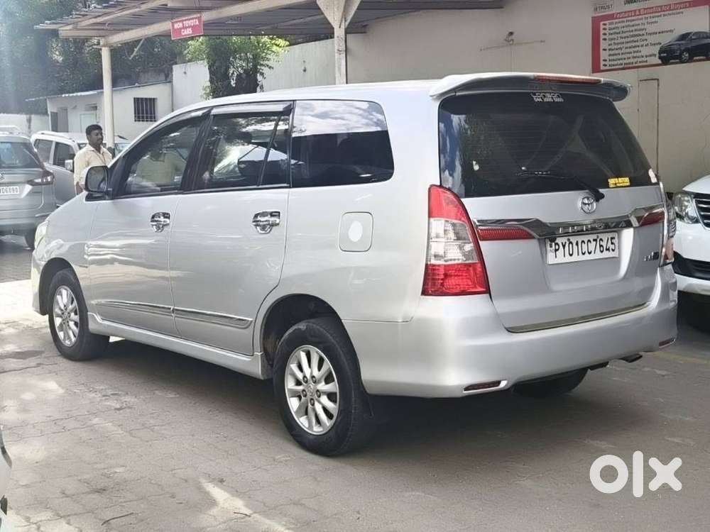 Toyota Innova 2.5 Vx 8 Str Bs-iii, 2014, Diesel