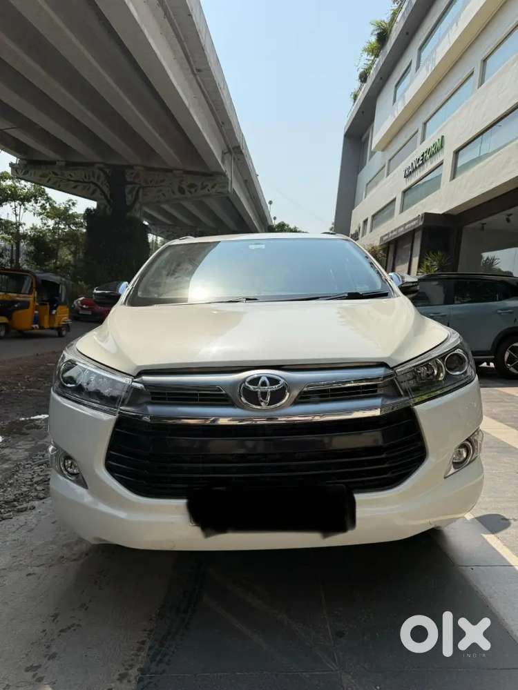Toyota Innova Crysta 2019