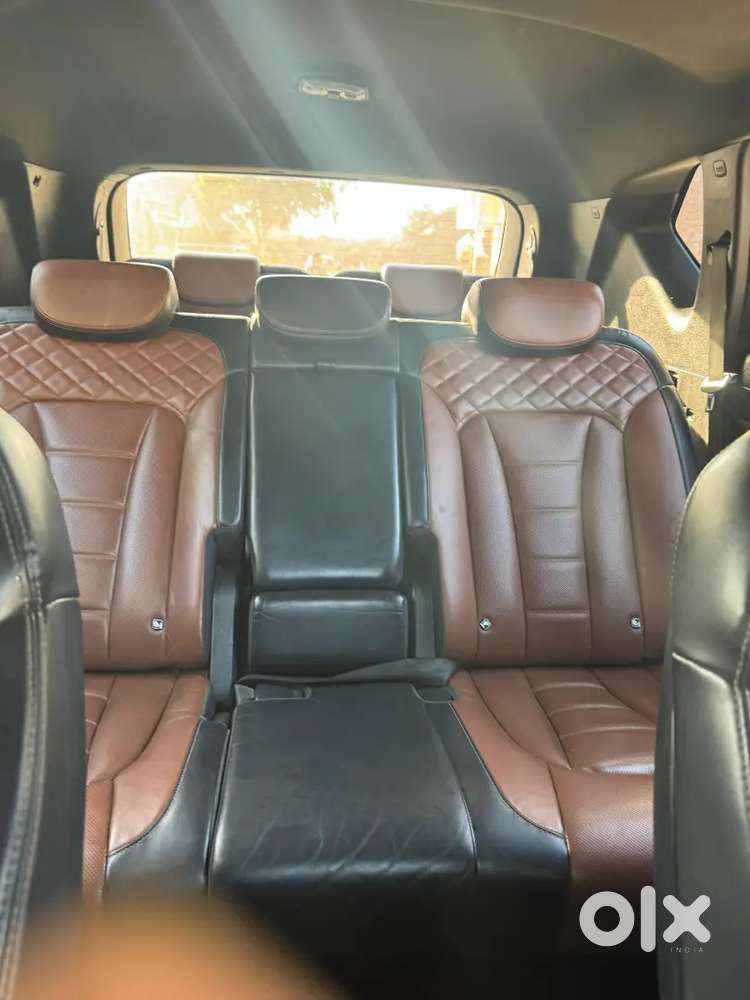 Mahindra Alturas G4 2020